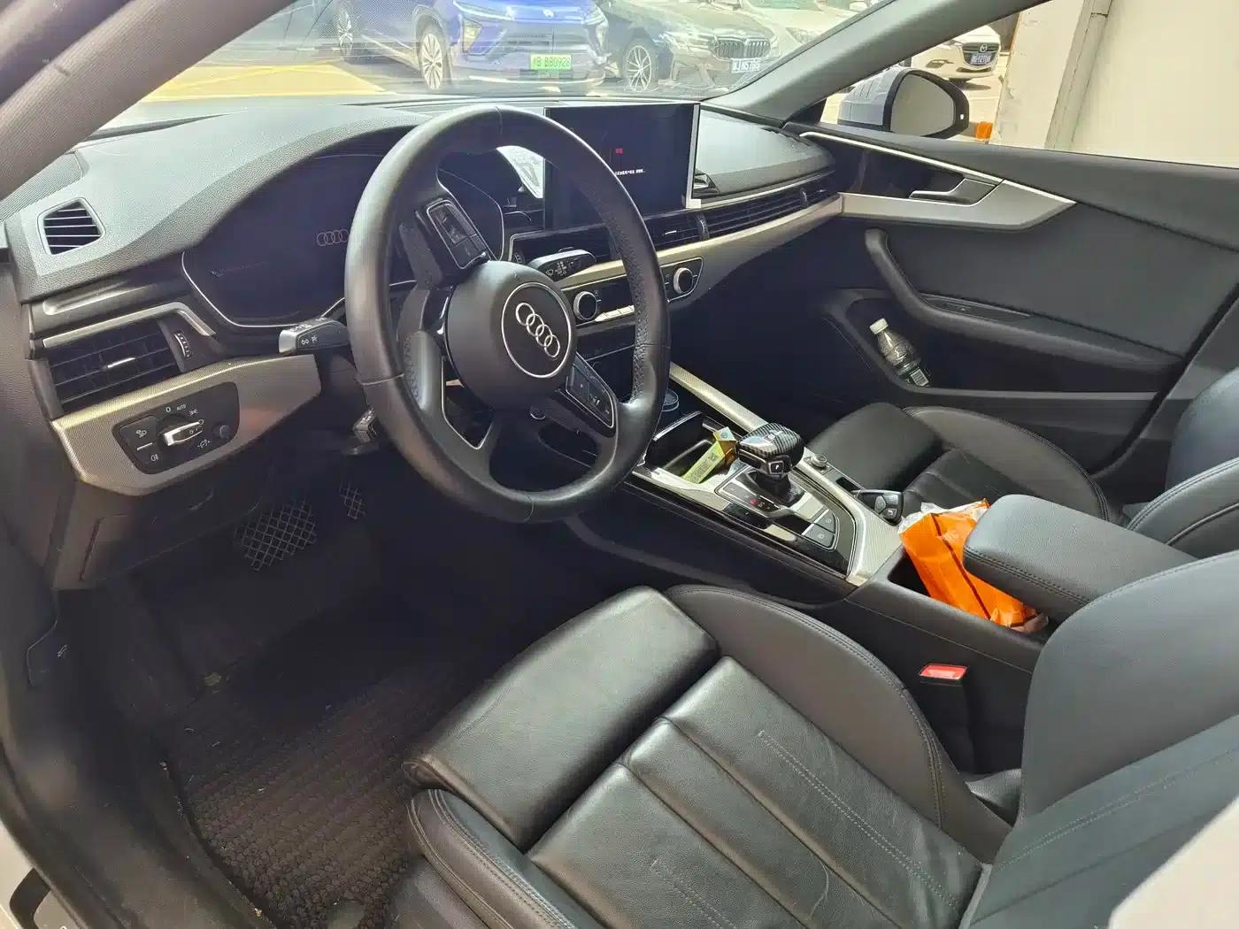 2023 Audi A5 Sportback 40 TFSI (Imported) - Fashionable and Dynamic Model — миниатюра 4