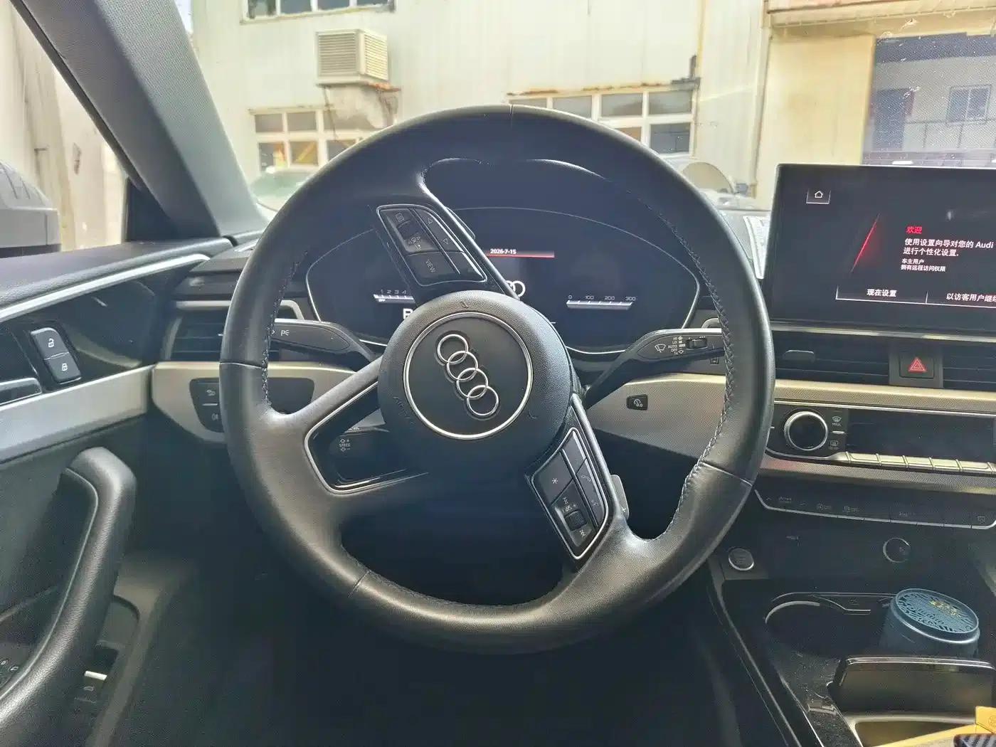 2023 Audi A5 Sportback 40 TFSI (Imported) - Fashionable and Dynamic Model — миниатюра 8