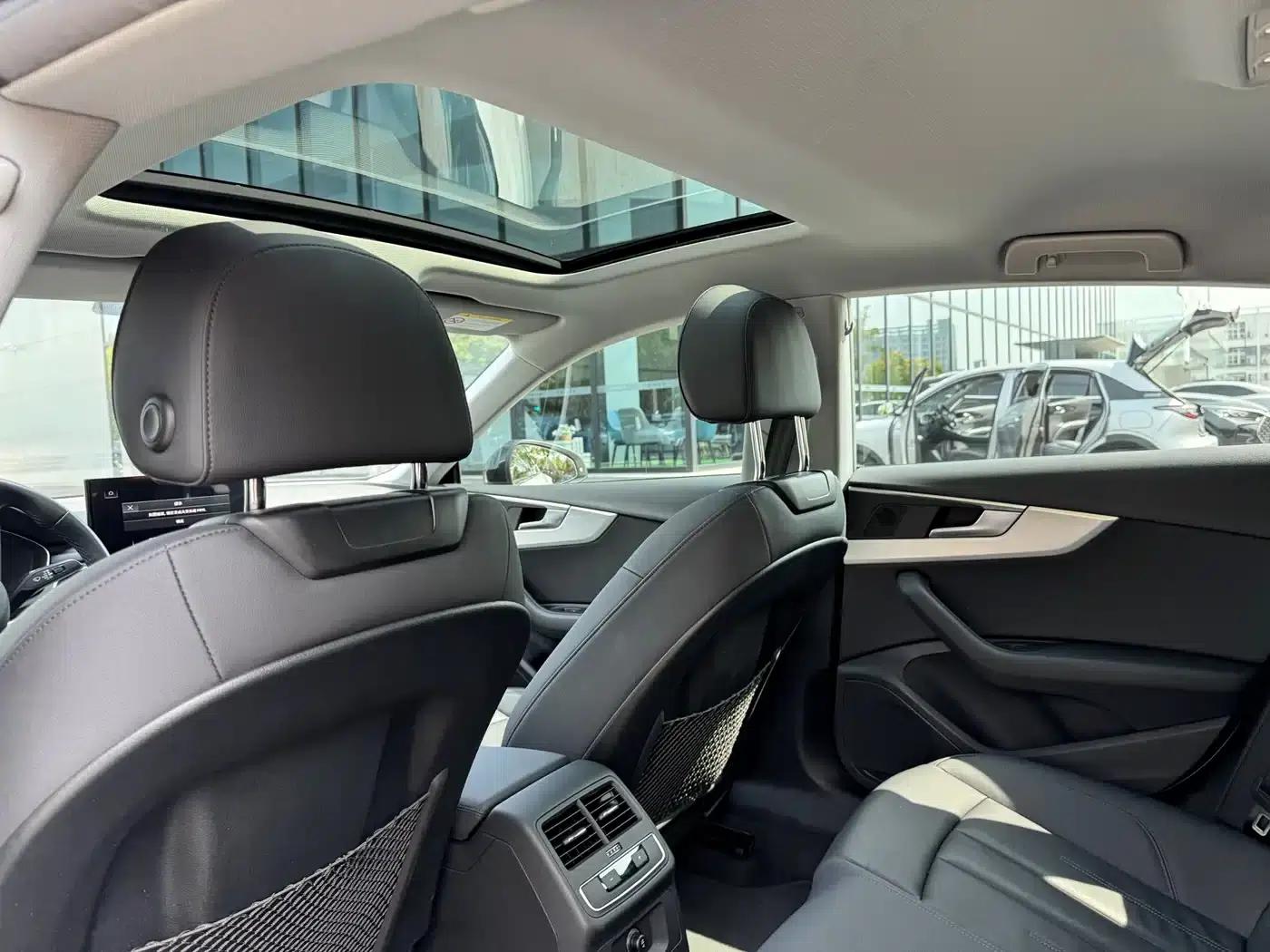 2021 Audi A5 Sportback 40 TFSI (Imported) - Fashionable and Dynamic Model — миниатюра 11