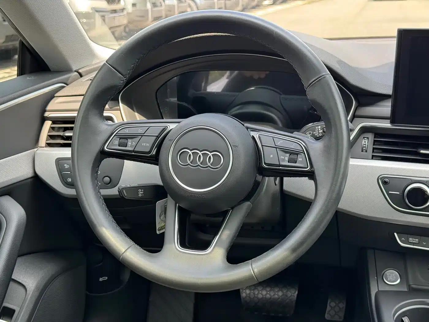 2021 Audi A5 Sportback 40 TFSI (Imported) - Fashionable and Dynamic Model — миниатюра 13