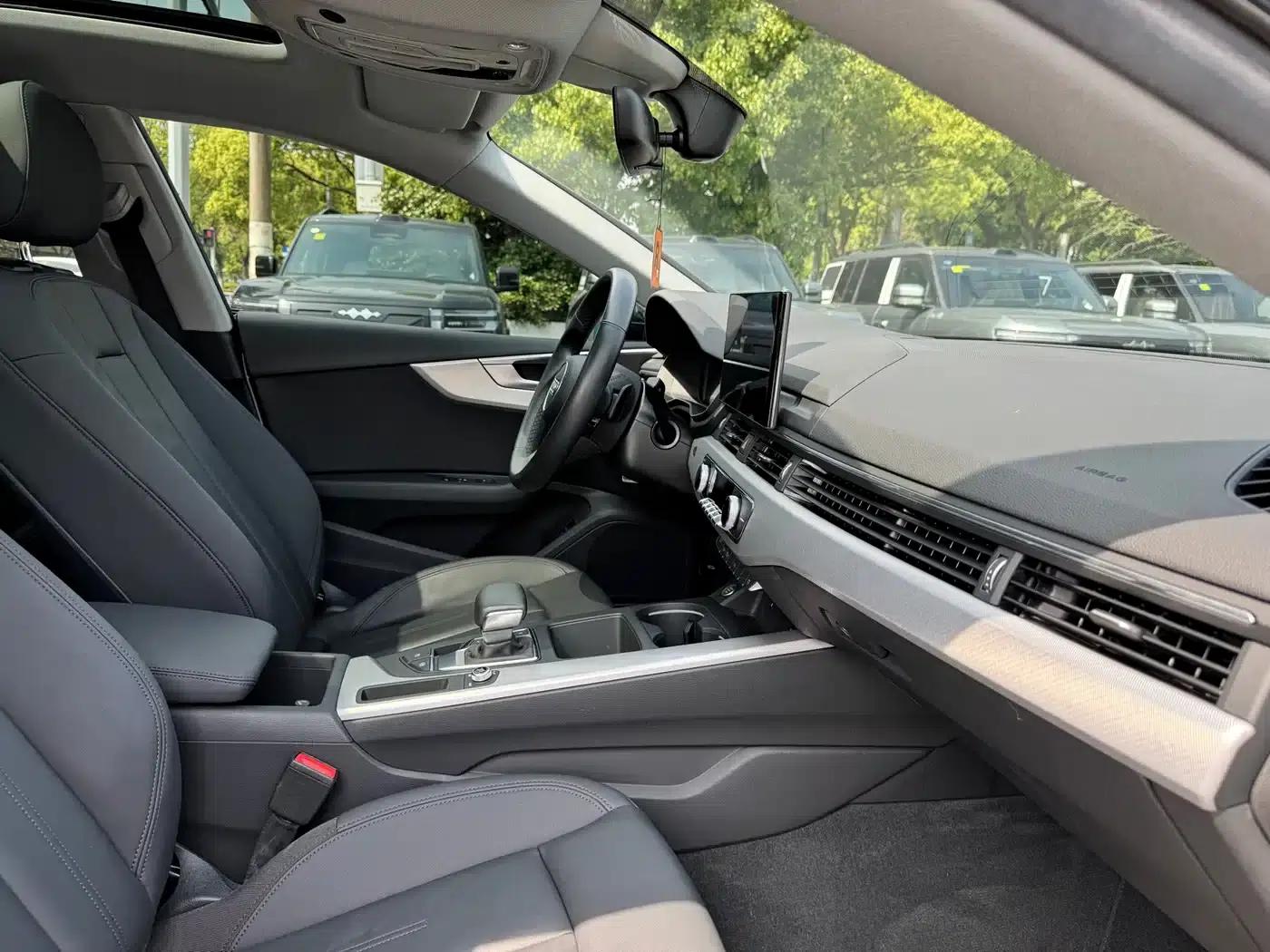 2021 Audi A5 Sportback 40 TFSI (Imported) - Fashionable and Dynamic Model — миниатюра 7