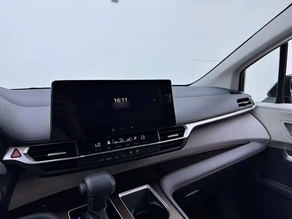 2024 Sienna 2.5L Hybrid Comfort Edition — миниатюра 14
