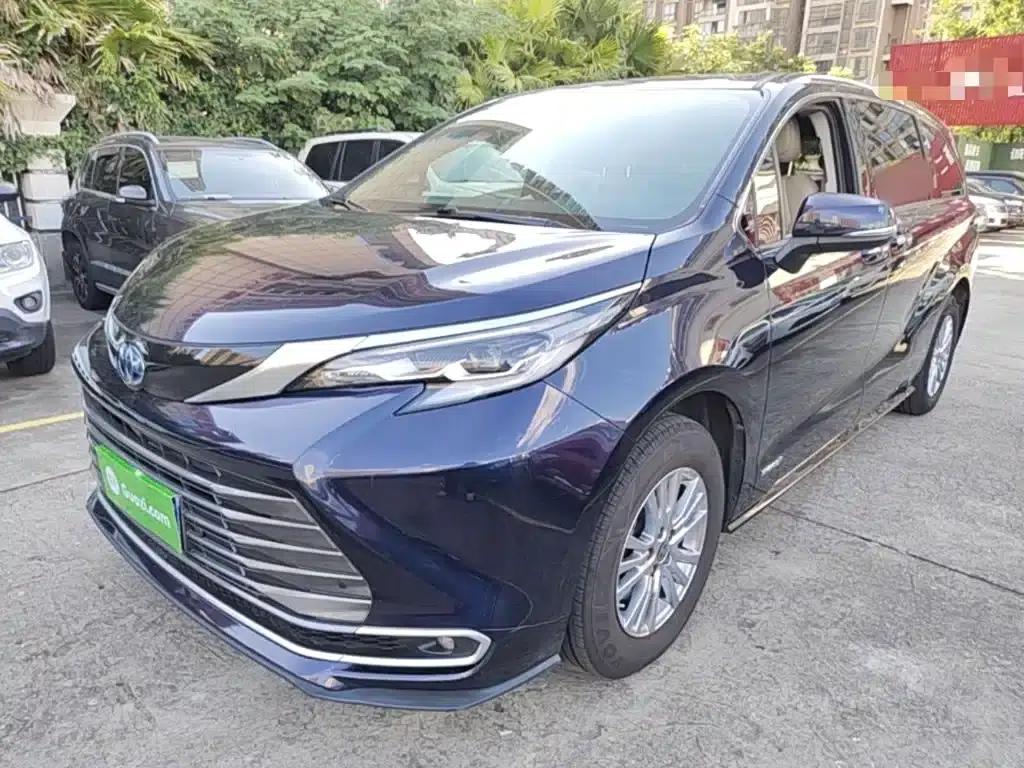 2021 Sienna 2.5L Hybrid Luxury Edition — миниатюра 1