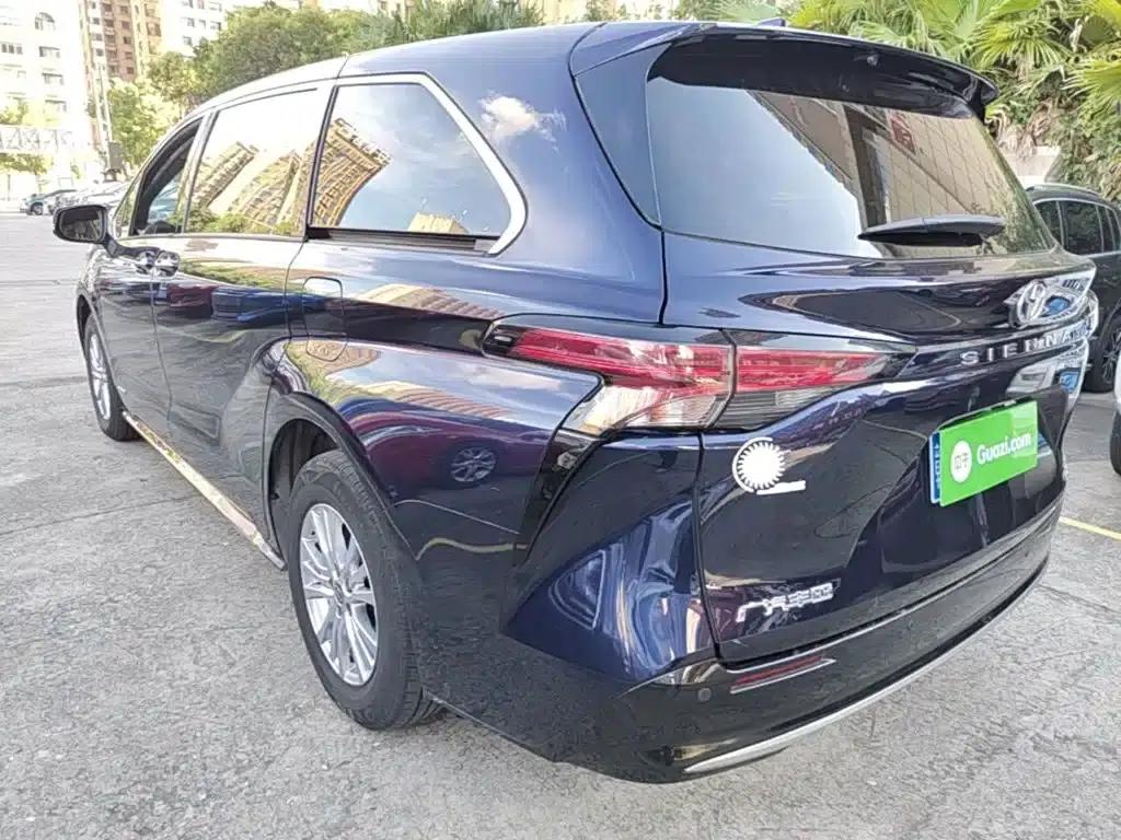2021 Sienna 2.5L Hybrid Luxury Edition — миниатюра 5