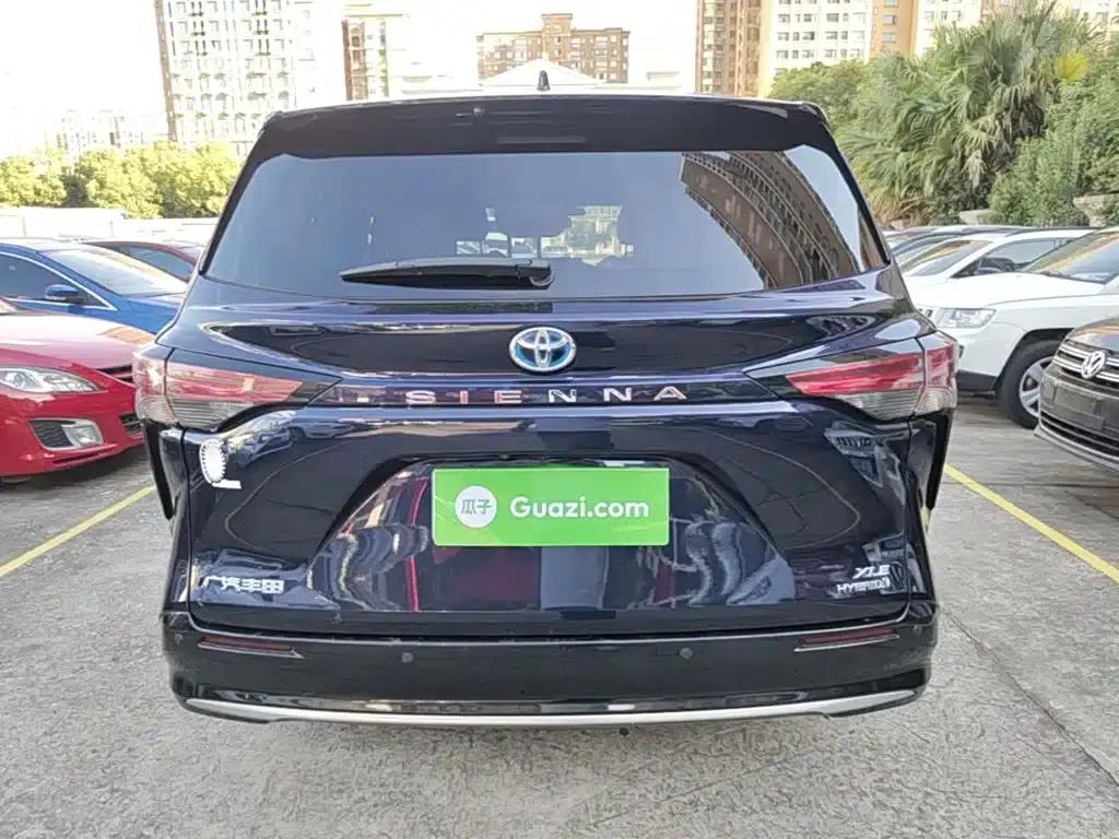 2021 Sienna 2.5L Hybrid Luxury Edition — миниатюра 6