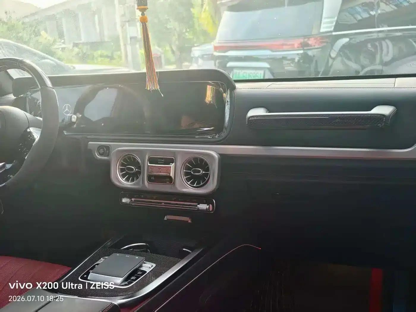 2026 Mercedes-Benz G-Class AMG 63 — миниатюра 5