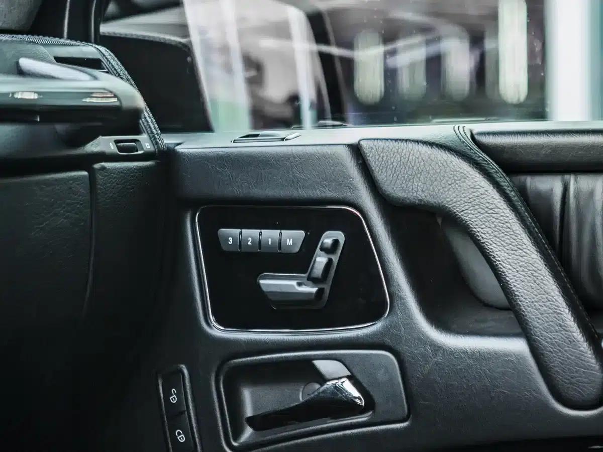 2016 Mercedes-Benz G-Class AMG 63 — миниатюра 5