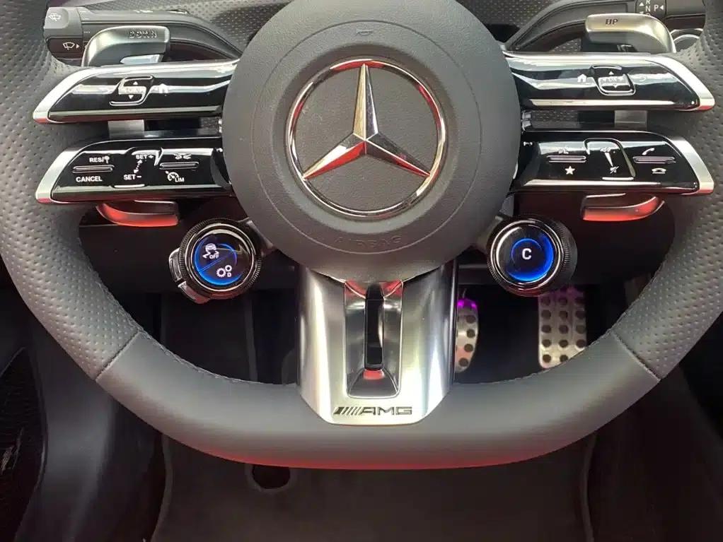 2023 Mercedes-Benz A-Class AMG A 35 L 4MATIC — миниатюра 25