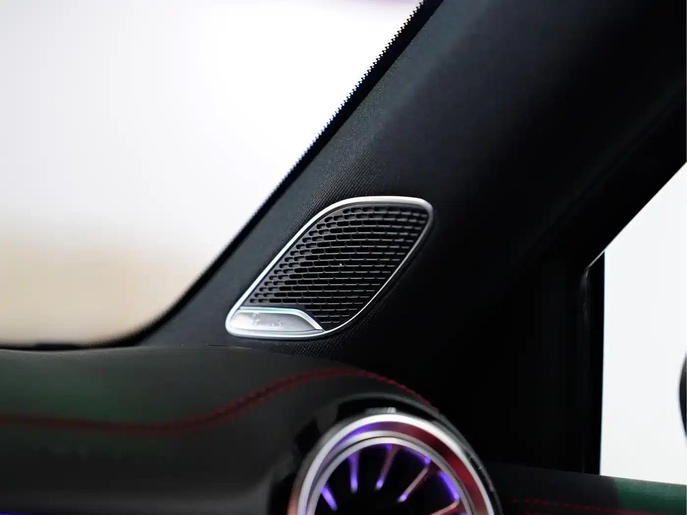 2022 Mercedes-Benz A-Class AMG A 35 L 4MATIC — миниатюра 11
