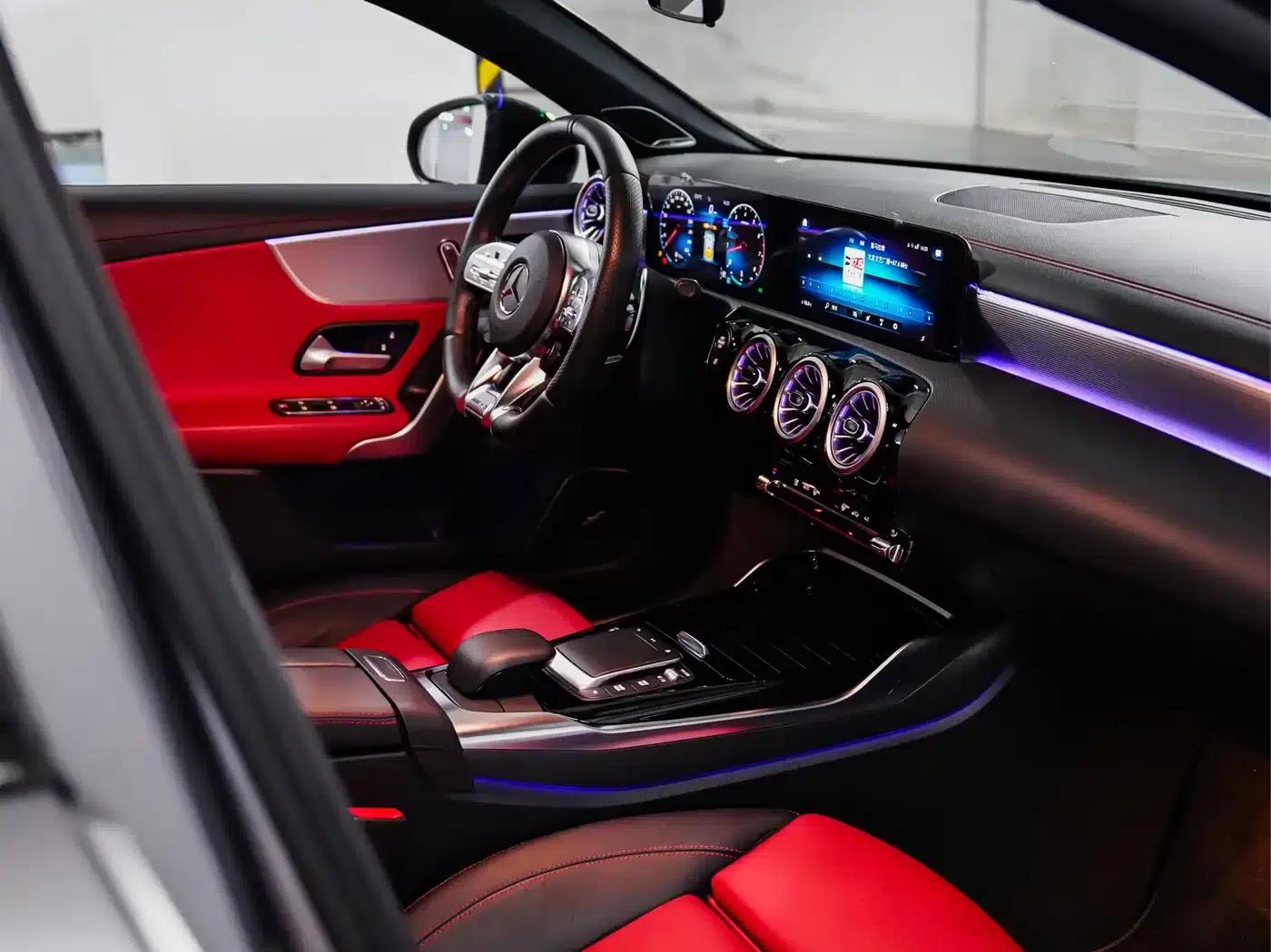 2022 Mercedes-Benz A-Class AMG A 35 L 4MATIC — миниатюра 12