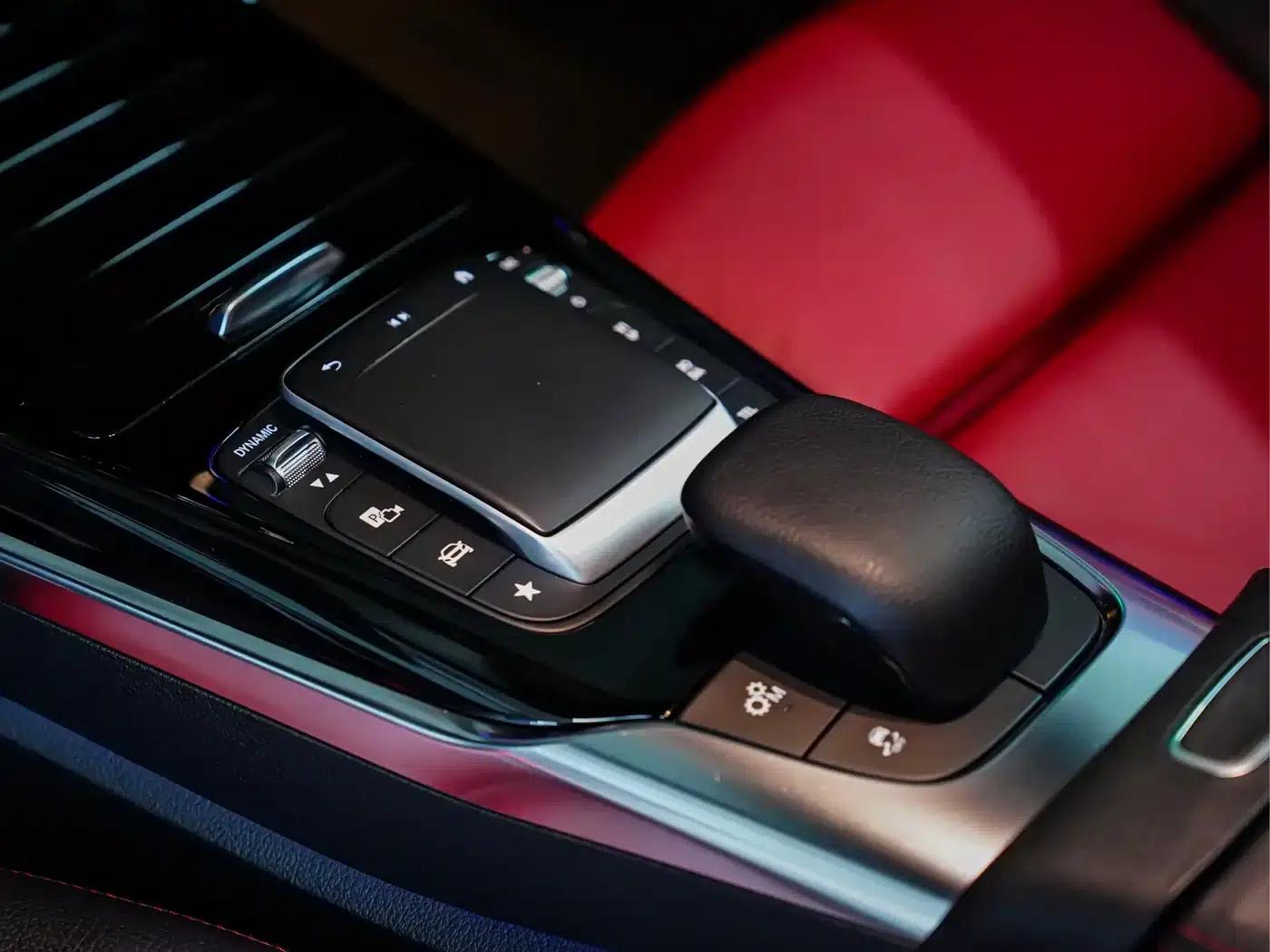 2022 Mercedes-Benz A-Class AMG A 35 L 4MATIC — миниатюра 18