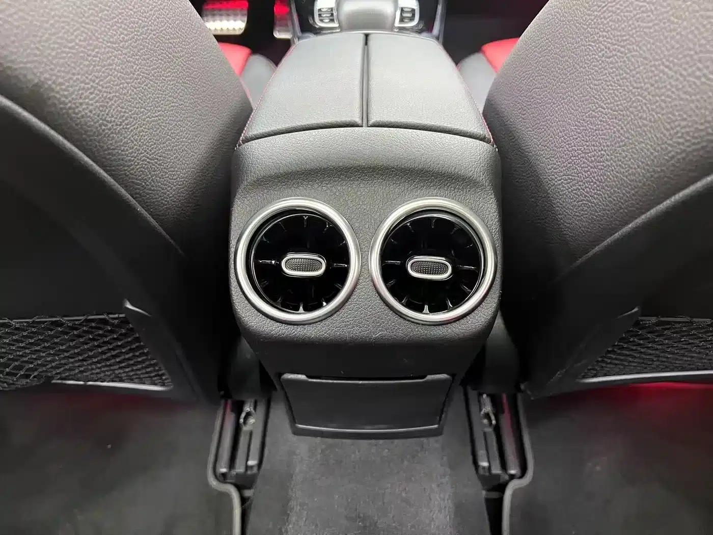 2020 Mercedes-Benz A-Class AMG A 35 L 4MATIC — миниатюра 27