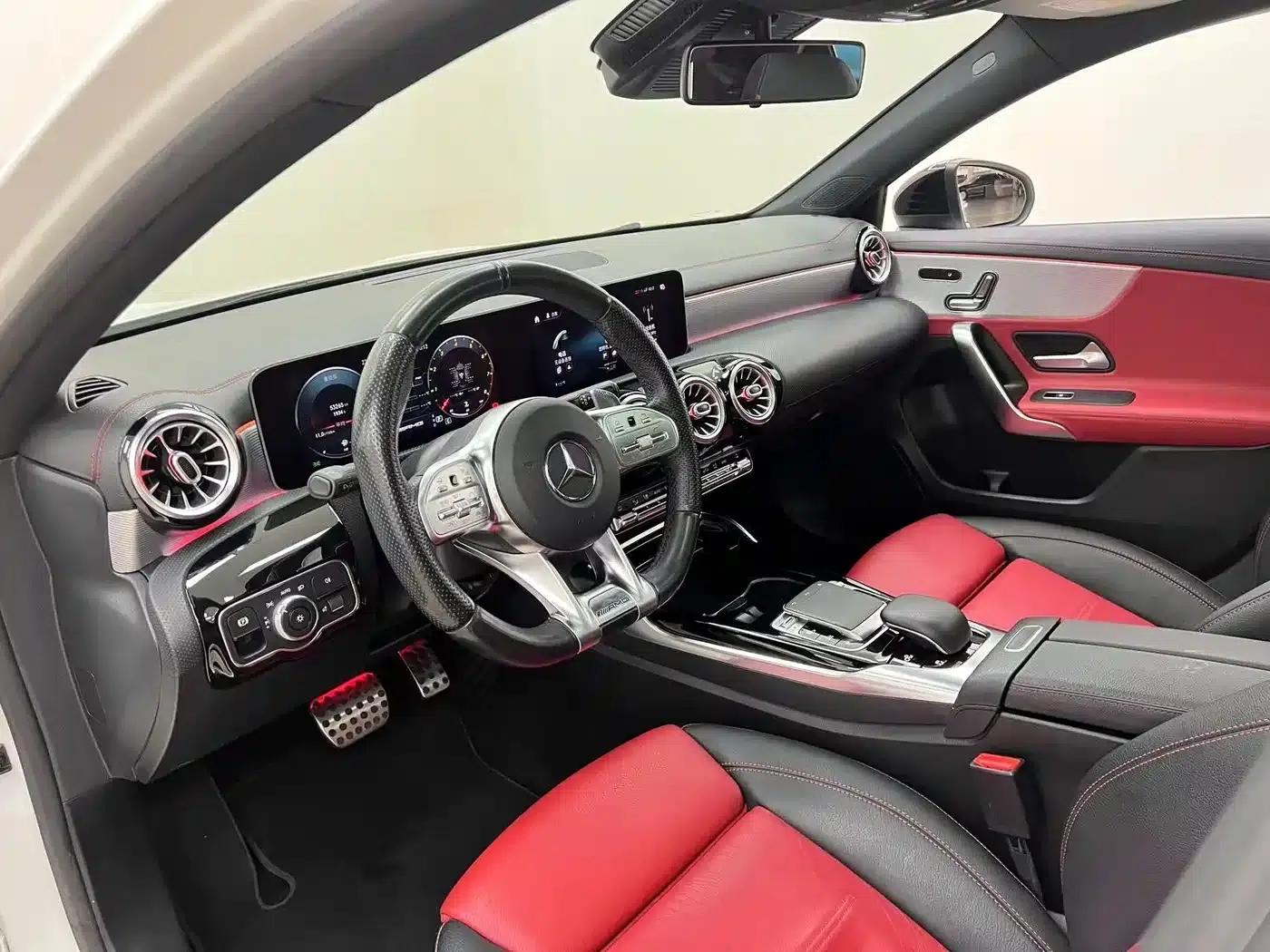2020 Mercedes-Benz A-Class AMG A 35 L 4MATIC — миниатюра 31