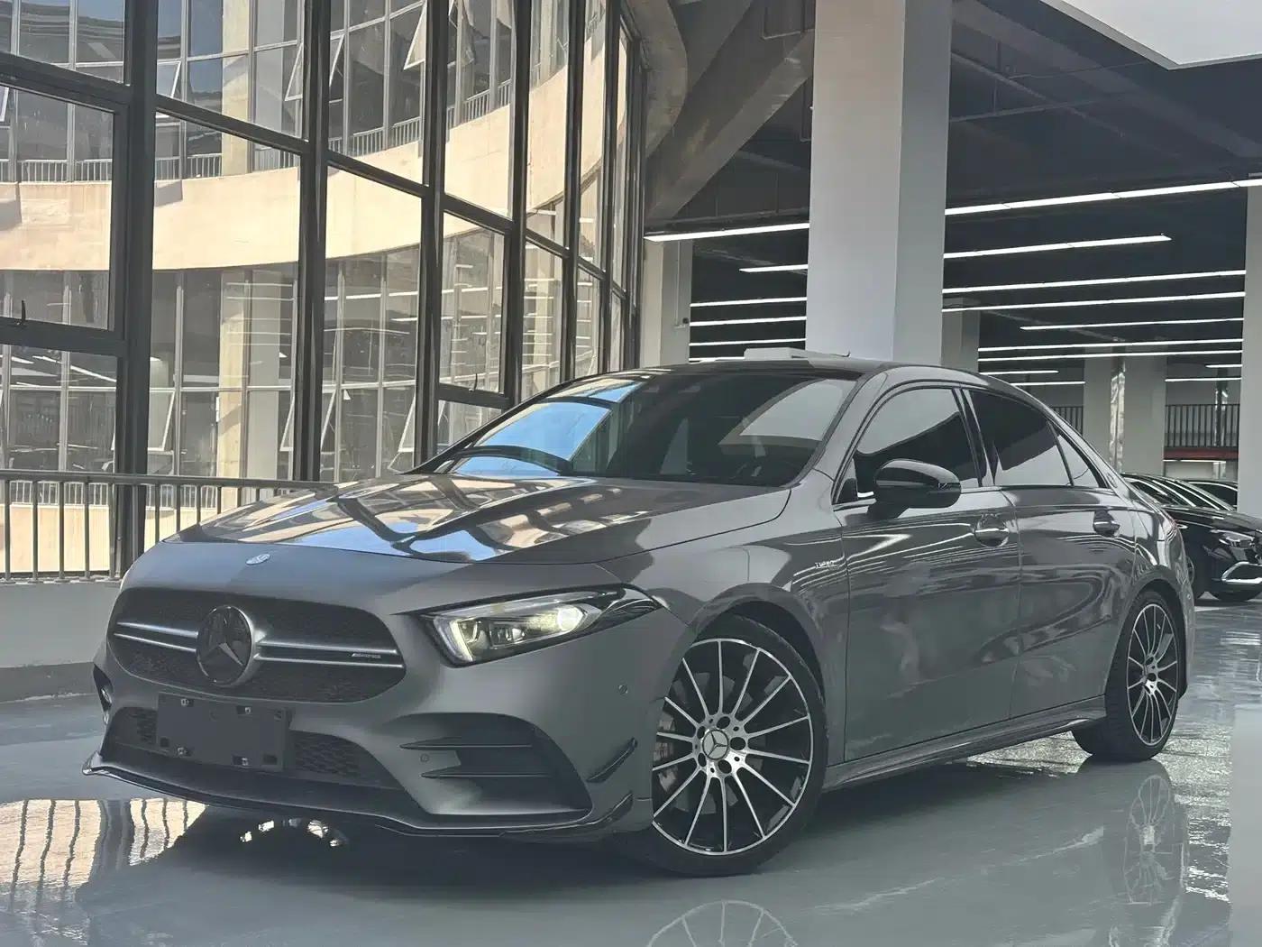 2019 Mercedes-Benz A-Class AMG A 35 L 4MATIC — миниатюра 1