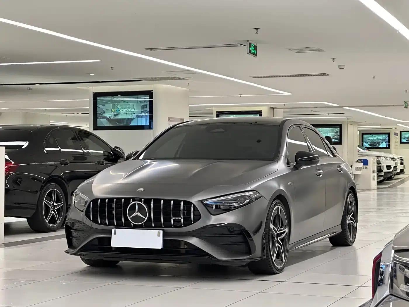 2024 Mercedes-Benz A-Class AMG Facelift AMG A 35 L 4MATIC — миниатюра 1