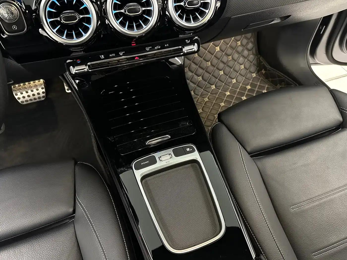 2024 Mercedes-Benz A-Class AMG Facelift AMG A 35 L 4MATIC — миниатюра 20