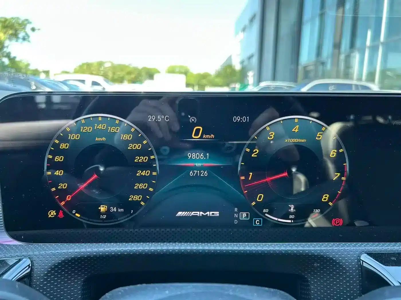 2022 Mercedes-Benz A-Class AMG A 35 L 4MATIC — миниатюра 17