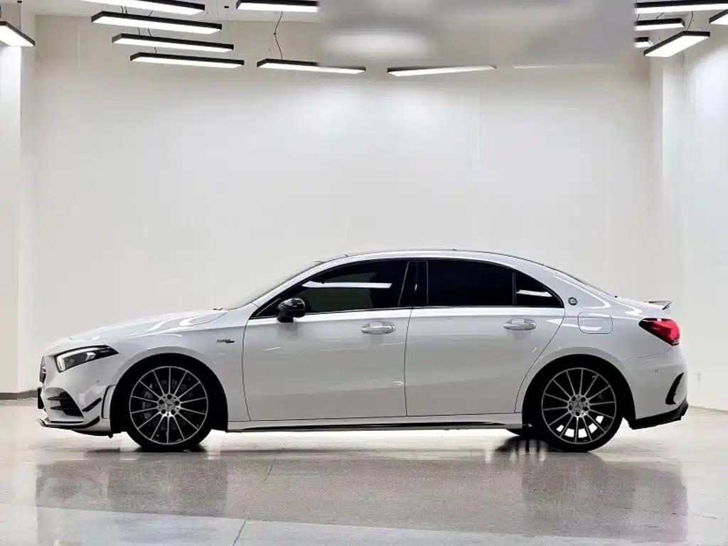 2019 Mercedes-Benz A-Class AMG A 35 L 4MATIC — миниатюра 15