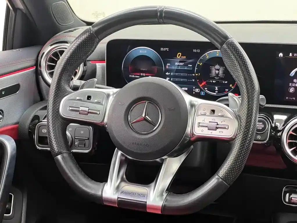 2019 Mercedes-Benz A-Class AMG A 35 L 4MATIC — миниатюра 18