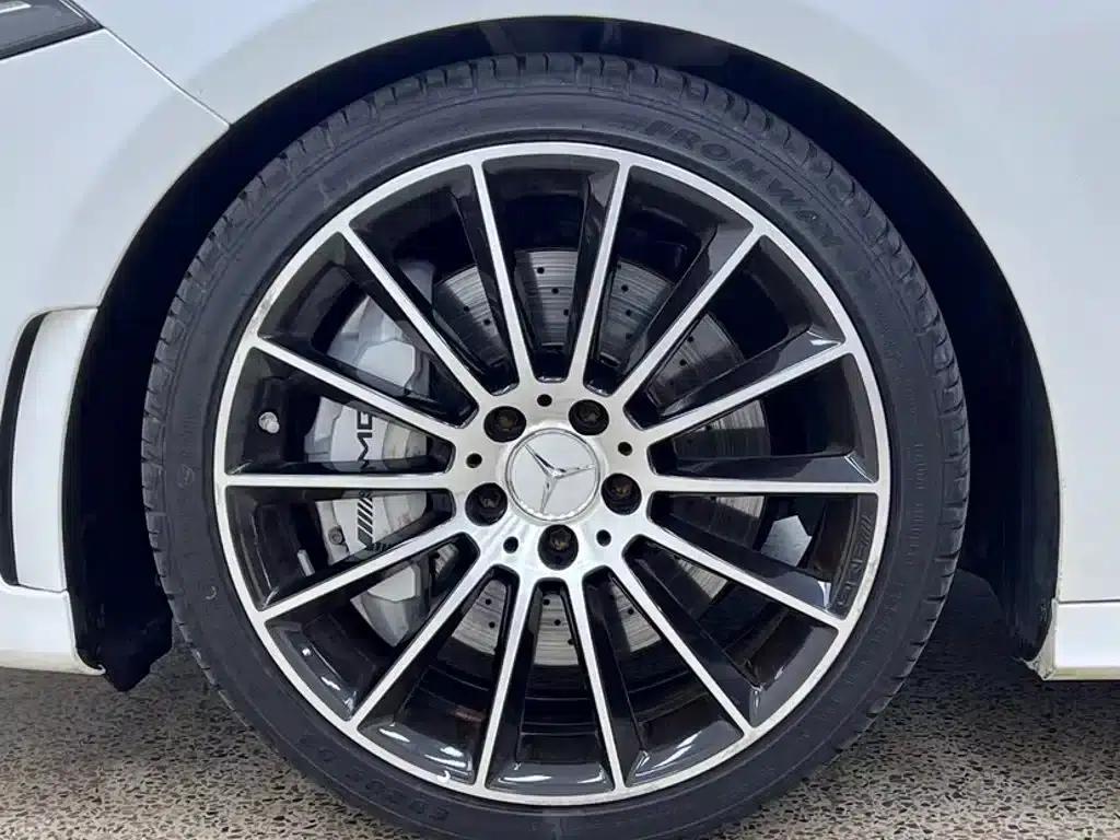 2019 Mercedes-Benz A-Class AMG A 35 L 4MATIC — миниатюра 19