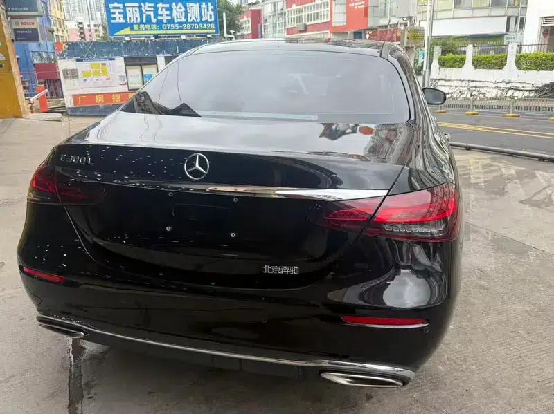 Mercedes-Benz E-Class 2022 Facelift E 300 L Luxury Sedan — миниатюра 4