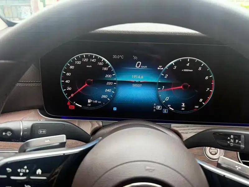 Mercedes-Benz E-Class 2022 Facelift E 300 L Luxury Sedan — миниатюра 8