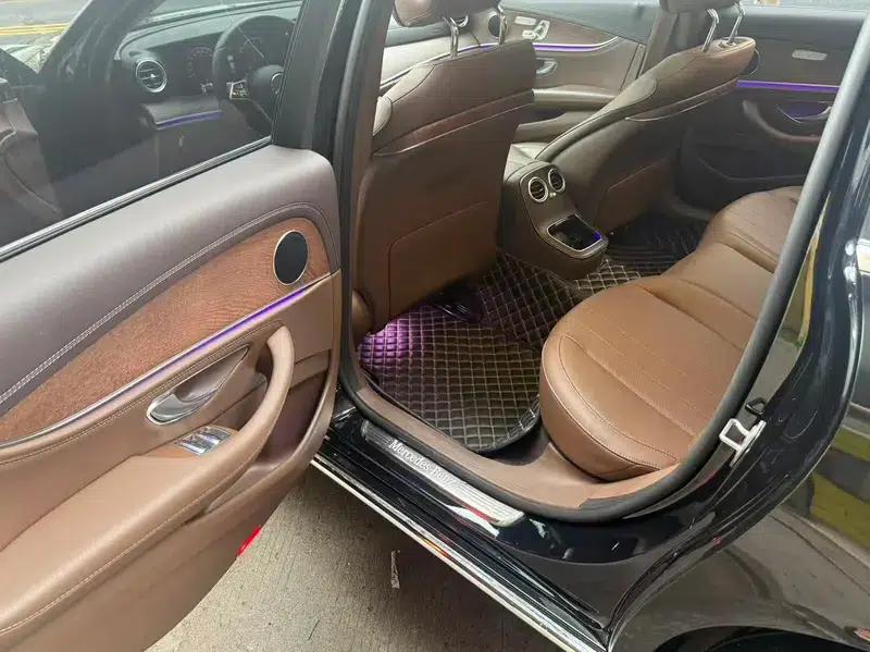 Mercedes-Benz E-Class 2022 Facelift E 300 L Luxury Sedan — миниатюра 10