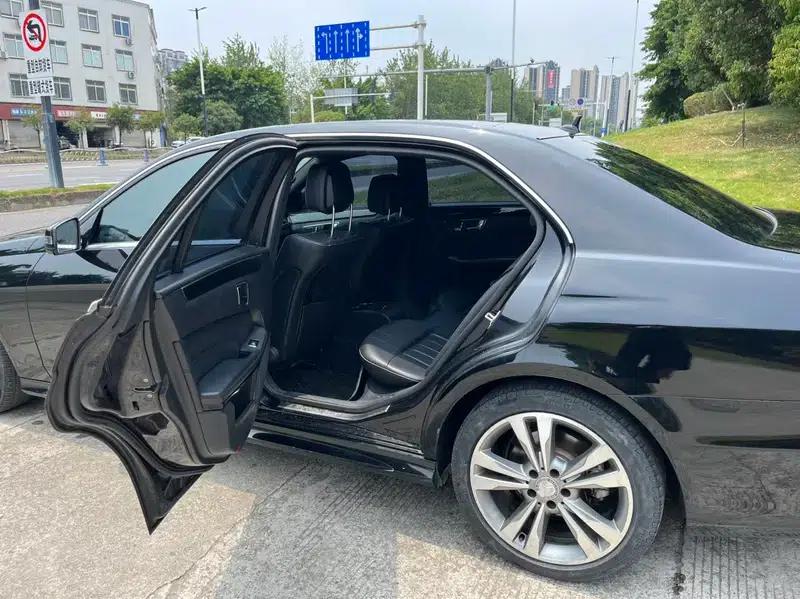2015 Mercedes-Benz E-Class Facelift E 200 L Sport — миниатюра 7