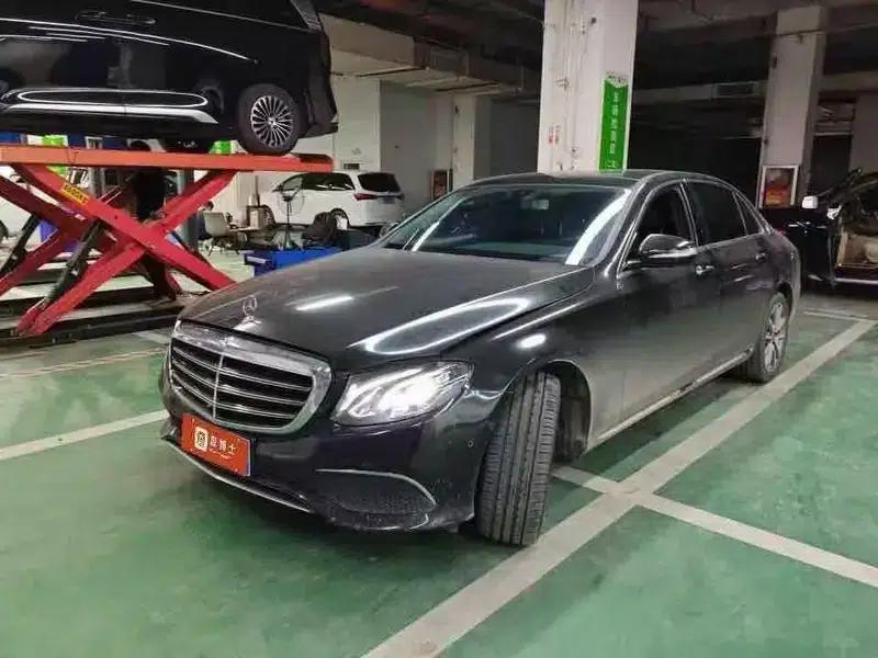 Mercedes-Benz E-Class 2018 Facelift E 300 L Fashion Model — миниатюра 1