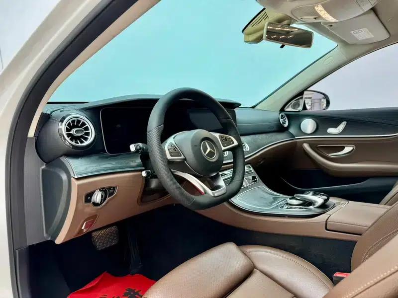 2016 Mercedes-Benz E-Class E 200 L Sport — миниатюра 17