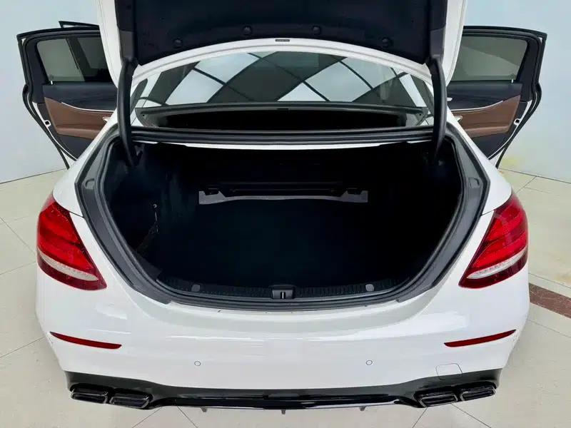 2016 Mercedes-Benz E-Class E 200 L Sport — миниатюра 24