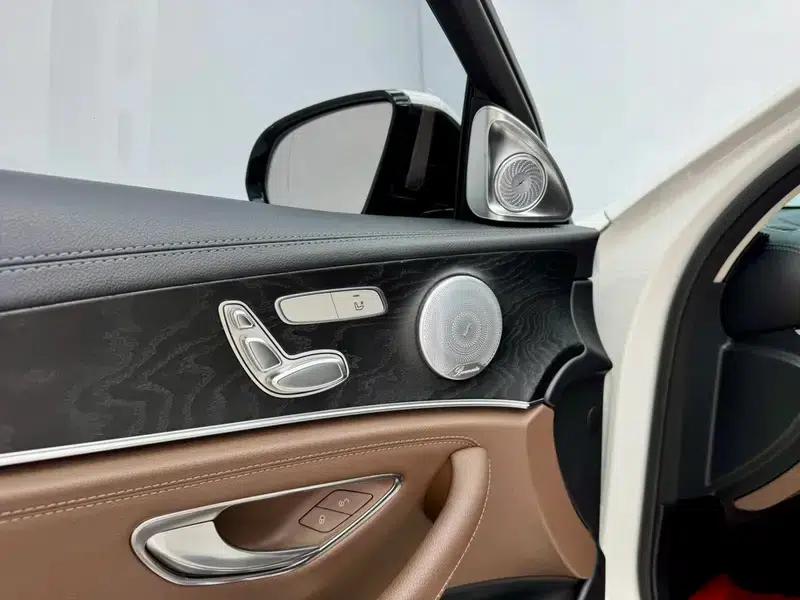 2016 Mercedes-Benz E-Class E 200 L Sport — миниатюра 9