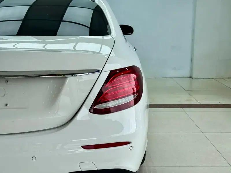 Mercedes-Benz E-Class 2019 E 200 L Sport — миниатюра 13