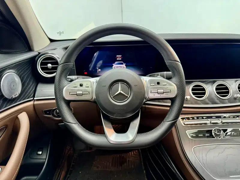 Mercedes-Benz E-Class 2019 E 200 L Sport — миниатюра 16