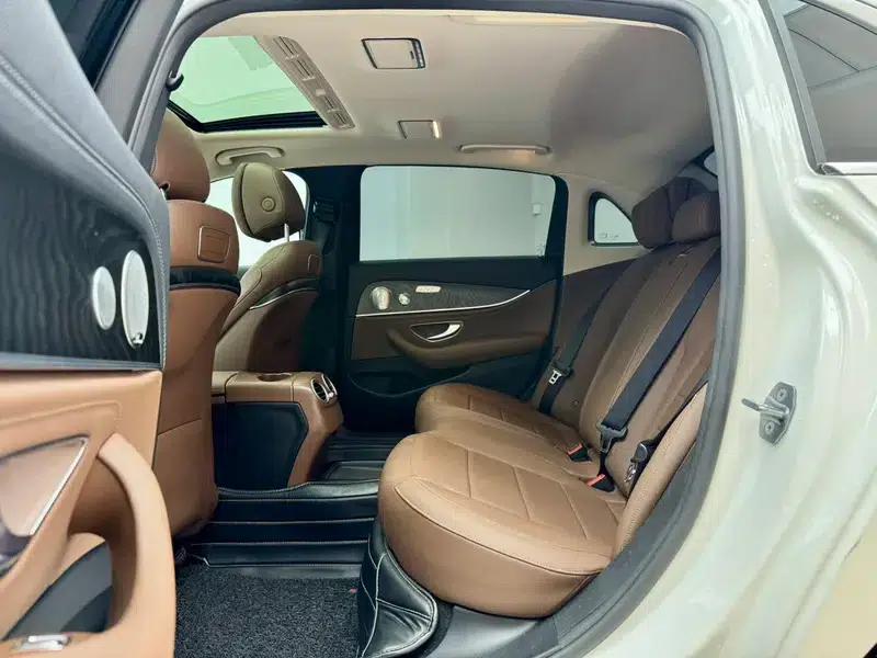 Mercedes-Benz E-Class 2019 E 200 L Sport — миниатюра 20