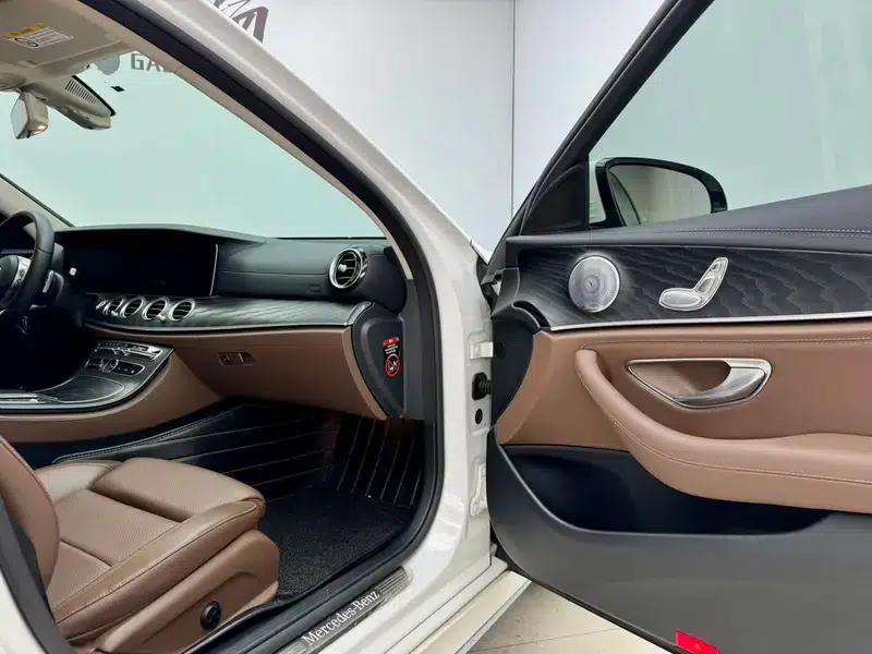 Mercedes-Benz E-Class 2019 E 200 L Sport — миниатюра 22