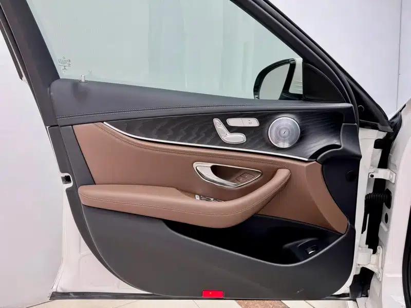 Mercedes-Benz E-Class 2019 E 200 L Sport — миниатюра 27
