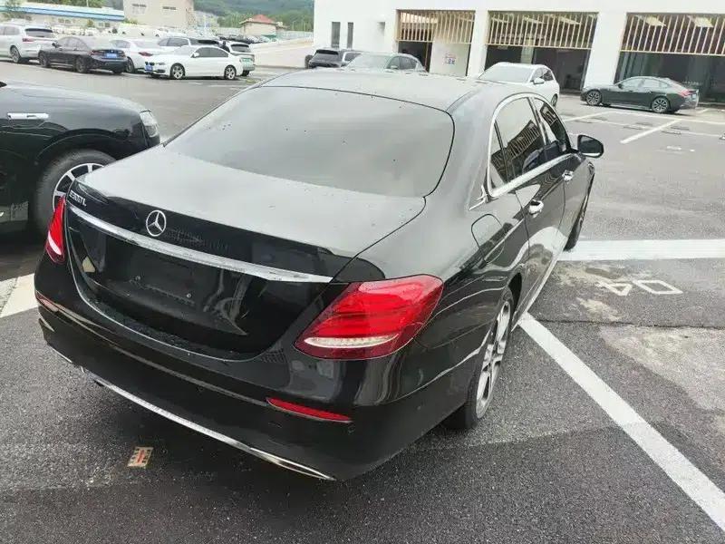 2016 Mercedes-Benz E-Class E 300 L Sport Luxury — миниатюра 4