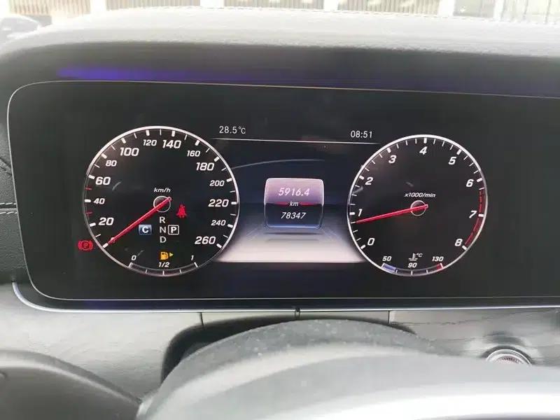 2016 Mercedes-Benz E-Class E 300 L Sport Luxury — миниатюра 8