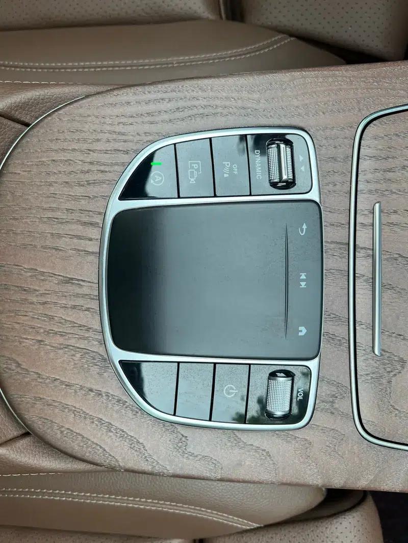 Mercedes-Benz E-Class 2022 Facelift E 300 L Fashion Sedan — миниатюра 7