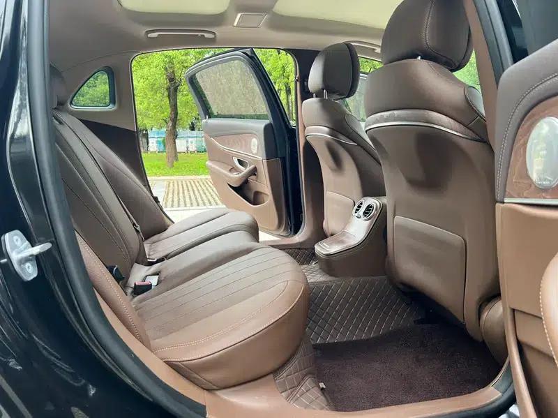 Mercedes-Benz E-Class 2022 Facelift E 300 L Fashion Sedan — миниатюра 8