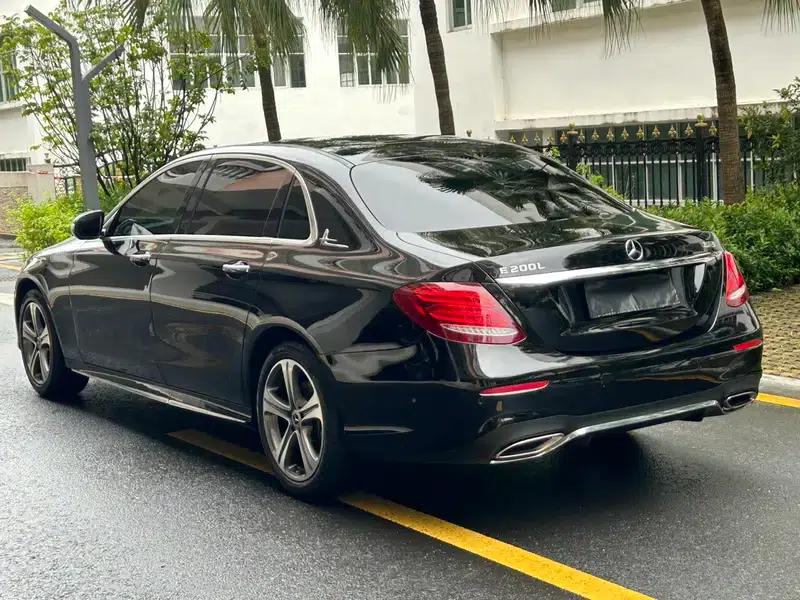 Mercedes-Benz E-Class 2018 Facelift E 200 L Sport — миниатюра 3