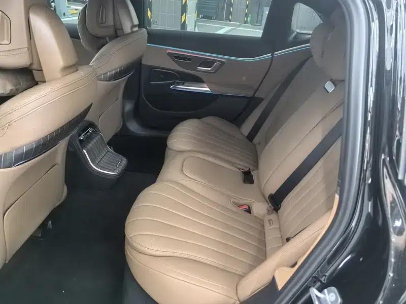 Mercedes-Benz E-Class 2024 E 300 L Fashion Sedan — миниатюра 7