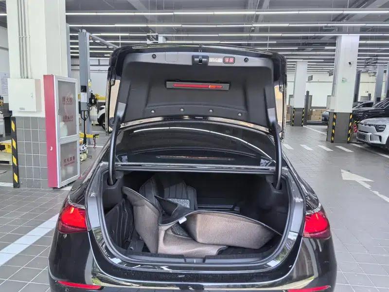 Mercedes-Benz E-Class 2024 E 300 L Fashion Sedan — миниатюра 9