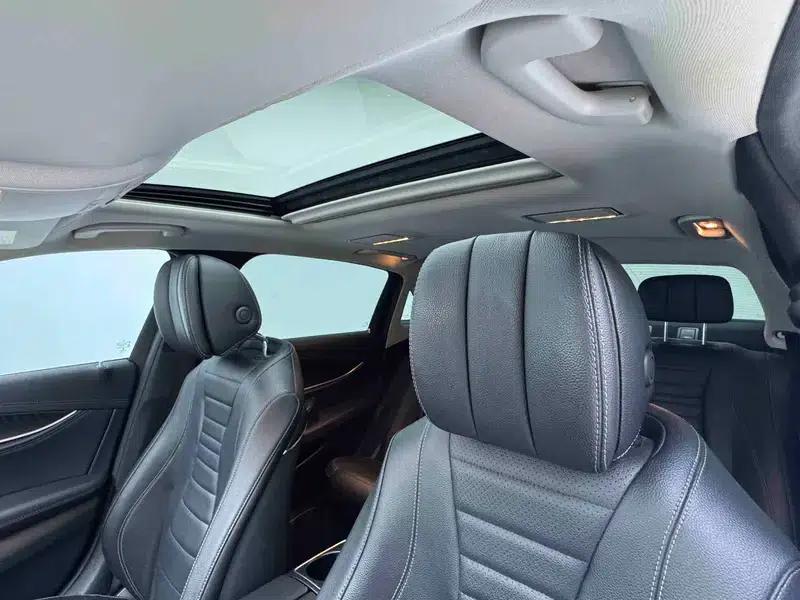 2016 Mercedes-Benz E-Class E 200 L Sport — миниатюра 9
