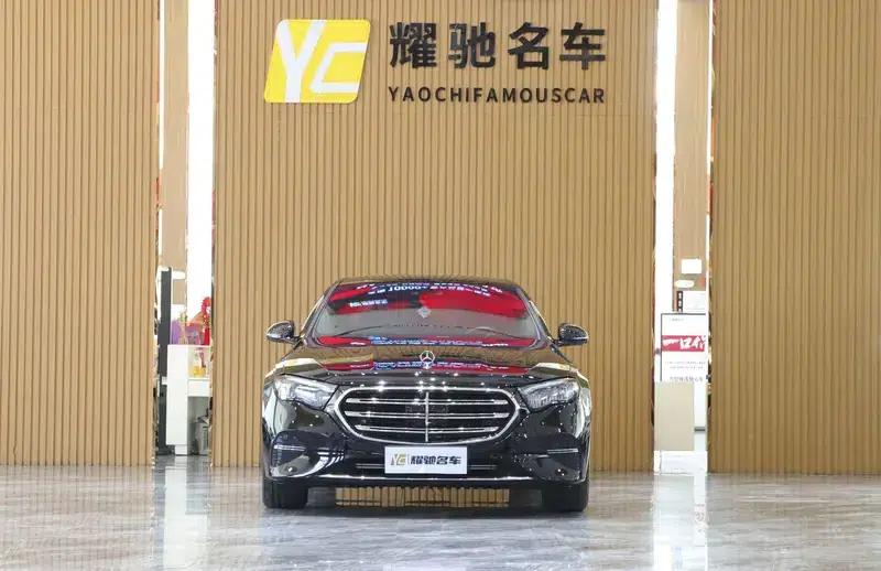 Mercedes-Benz E-Class 2024 E 300 L Luxury Sedan — миниатюра 2