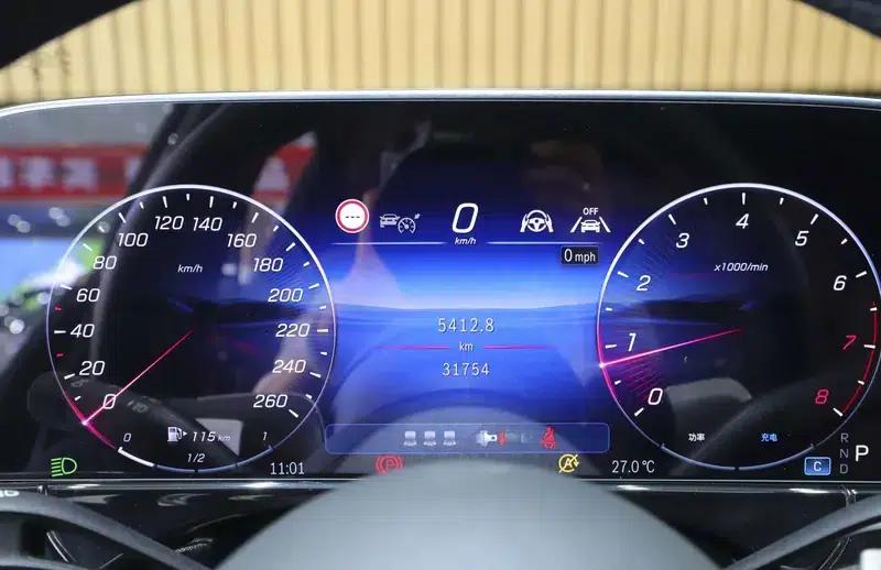 Mercedes-Benz E-Class 2024 E 300 L Luxury Sedan — миниатюра 11