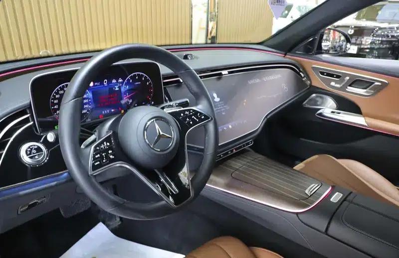 Mercedes-Benz E-Class 2024 E 300 L Luxury Sedan — миниатюра 12