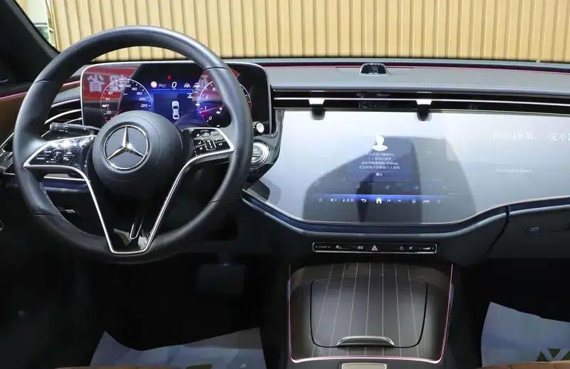 Mercedes-Benz E-Class 2024 E 300 L Luxury Sedan — миниатюра 13