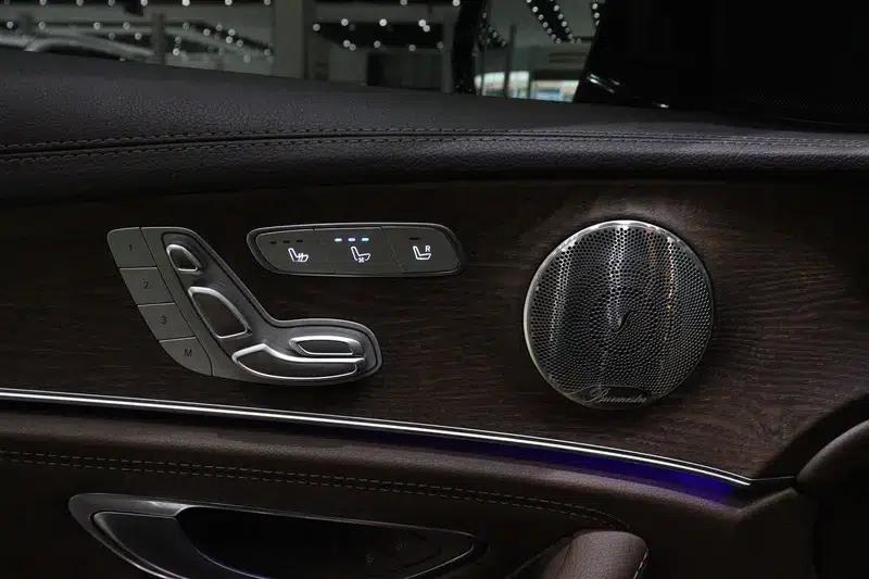 2023 Mercedes-Benz E-Class E 300 L Luxury Sedan — миниатюра 13